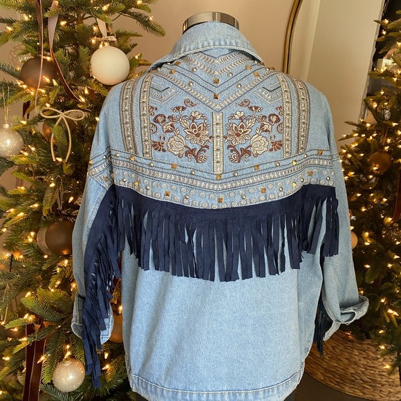 YIDULA - detailed stitching fringe jean jacket - Picture 2 of 9